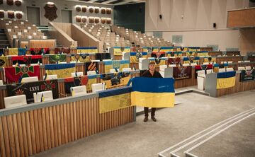 Понад 70 пікапів і більше 100 старлінків: Олександр Біленький прозвітував про допомогу армії