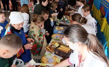 Остап’євські школярі «наторгували» майже 7 тисяч гривень на підтримку ЗСУ