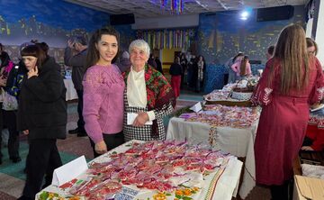 У Котельві влаштували ярмарок на підтримку традиційного різдвяного пряника — «Панянки»