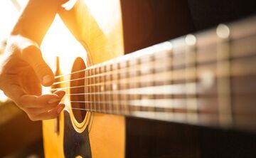 Дитяча школа мистецтв Решетилівської міської ради оголошує додатковий набір до класу гітари