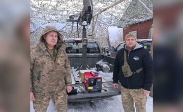 Ігор Вʼязовський — із зарядною станцією на фронті