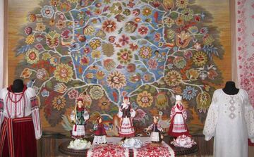 Всеукраїнський центр вишивки і килимарства запрошує на екскурсії