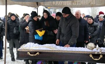 Решетилівська громада провела в останню путь Віталія Худолія