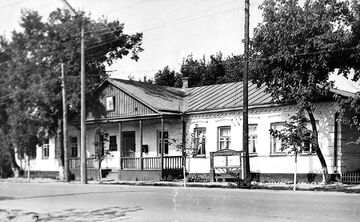 Будинок колишнього волосного правління у Решетилівці