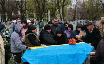 У Решетилівській громаді провели в останню путь захисника Павла Бондаря