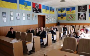 Захист дітей, житлові питання, надання дозволів: у Решетилівці відбулося засідання виконкому