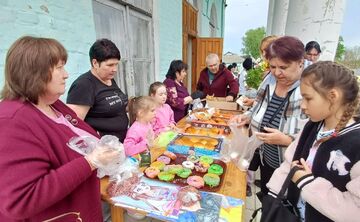 У Калениках зібрали понад 16 тисяч гривень для захисників