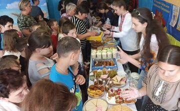 Остап’євські школярі «наторгували» понад 7 тисяч на підтримку ЗСУ