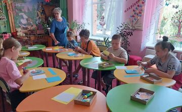 Дітлахи відвідали майстерклас із паперопластики