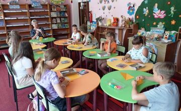 Решетилівські дітлахи опанували мистецтво створення виробів у стилі оригамі