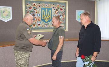 Миколу Бубку з Решетилівки нагородили відзнакою міністра оборони України «За поранення»