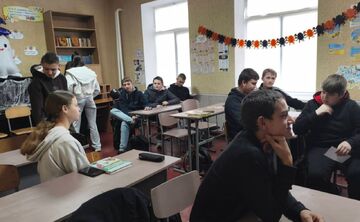 Демидівські школярі зустрілися з офіцером рекрутингу