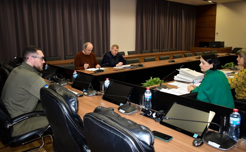 Засідання Комісії з розгляду питань з надання матеріальної допомоги населенню з обласного бюджету. Фото: ОВА.