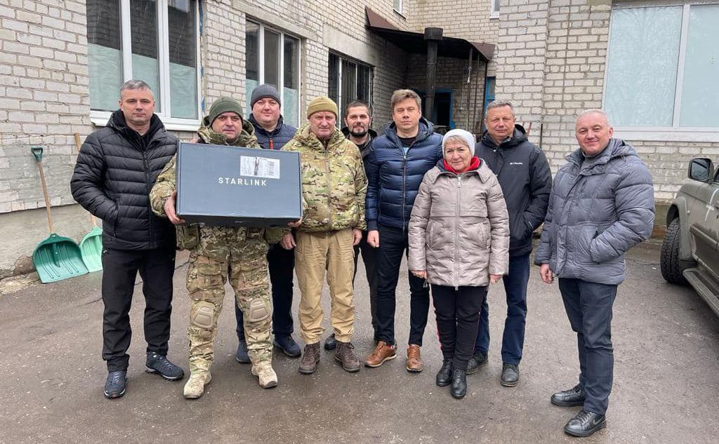 Олександр Біленький разом із головами громад відвезли допомогу військовим на фронт
