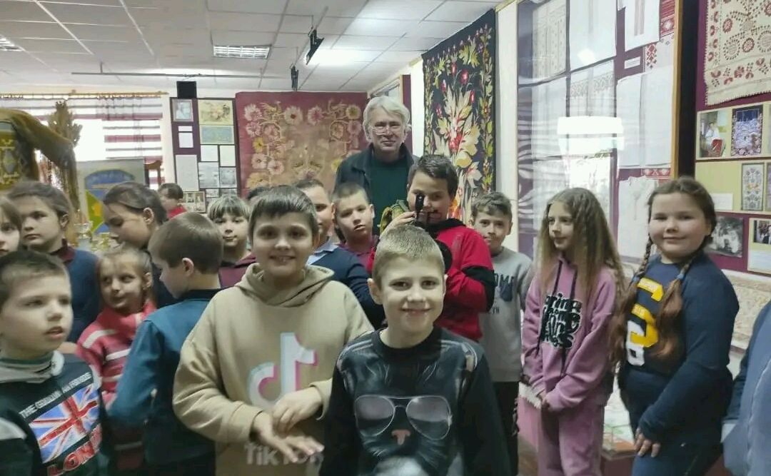 «Стежинами рідного краю»: решетилівські школярі відвідали краєзнавчий музей