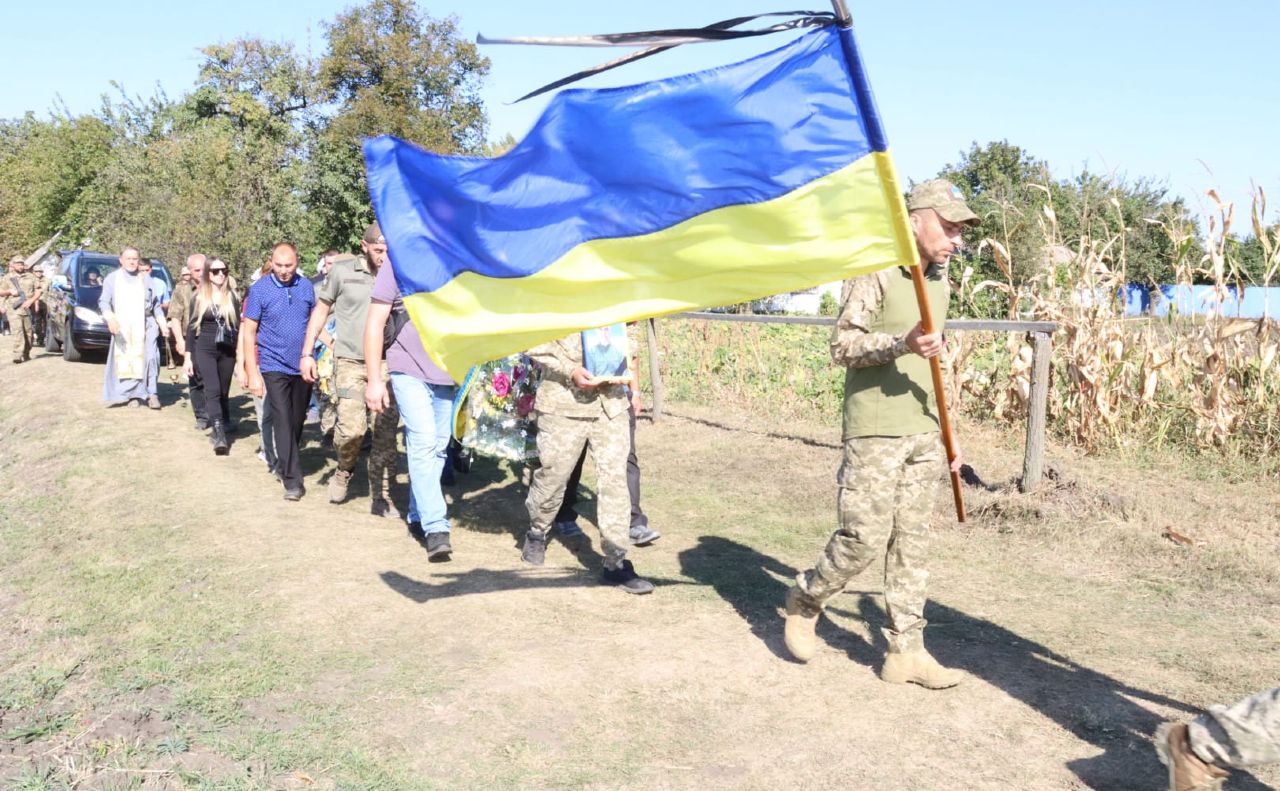 У Турах попрощалися з військовим Анатолієм Герасименком