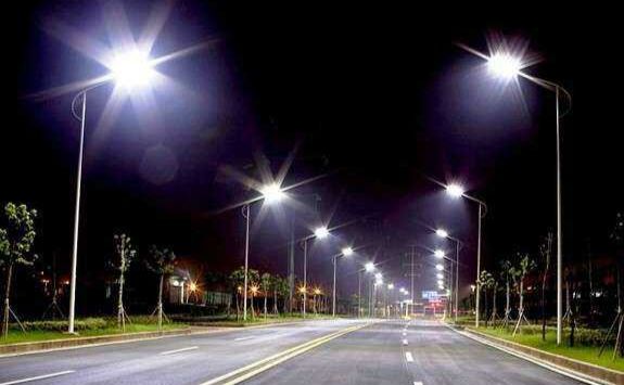 На Полтавщині не вимикатимуть освітлення під час повітряних тривог