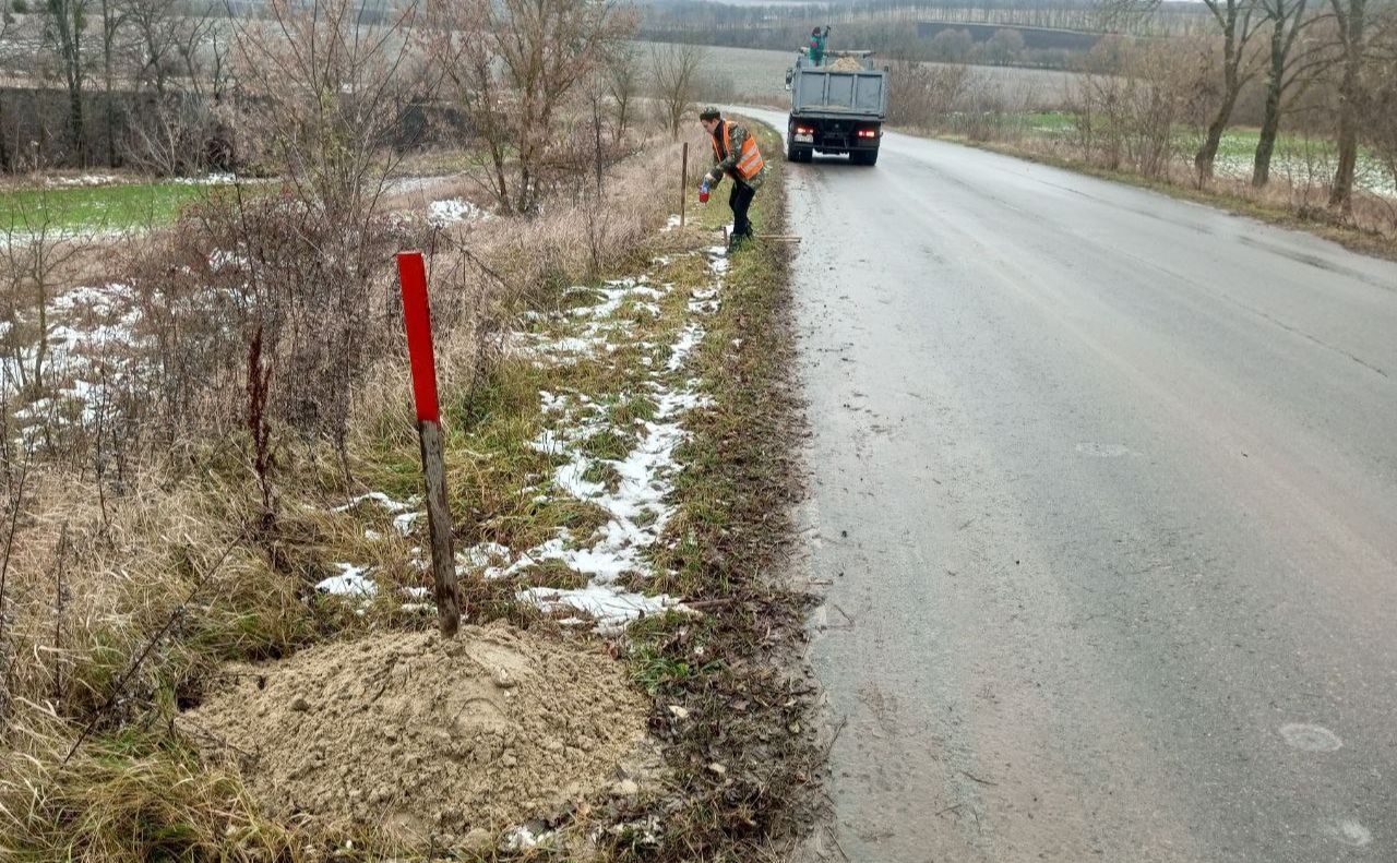 Автошляхи області готують до ймовірної ожеледі