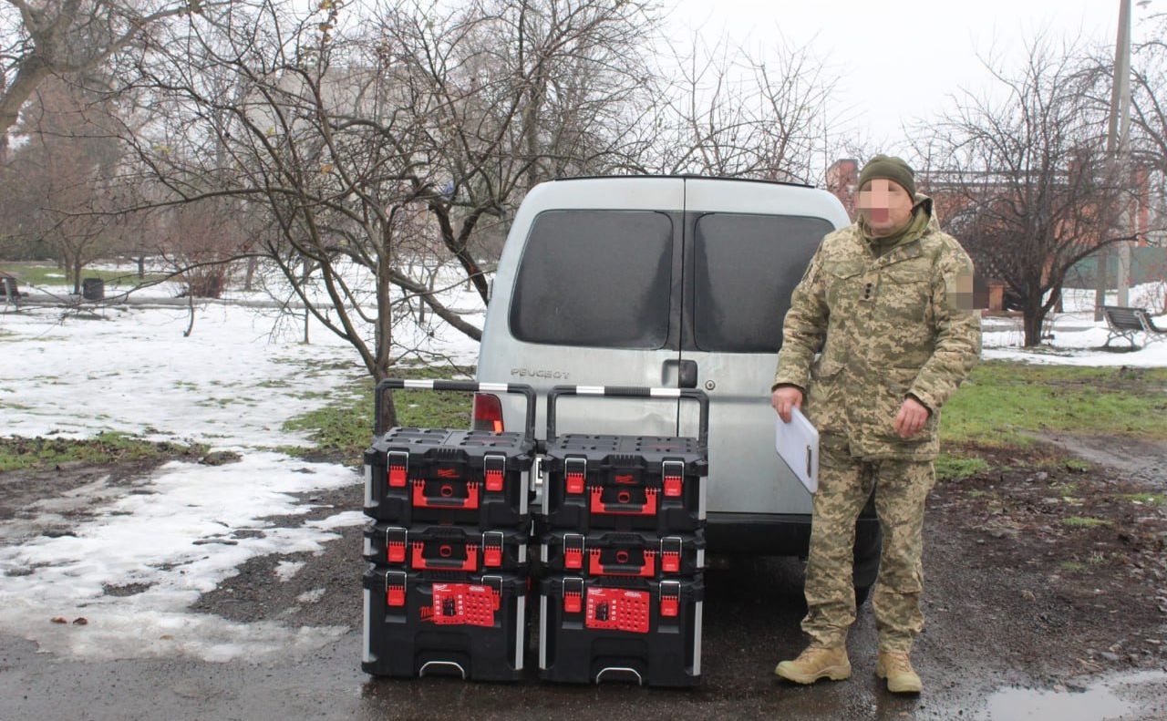 Решетилівська міська рада передала обладнання військовим