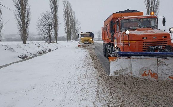 Дорожники забезпечують проїздність автошляхів Полтавщини