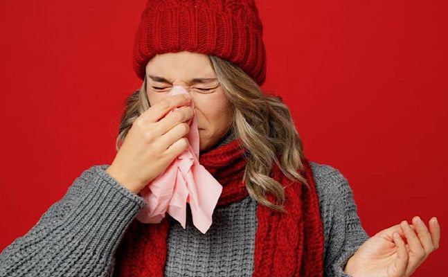 250 тисяч українців захворіли на ГРВІ, грип та COVID-19 з початку січня