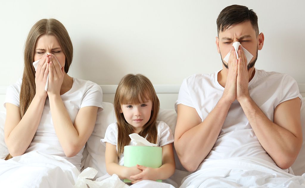 За тиждень в Україні виявили майже 200 тисяч випадків захворювання на ГРВІ, грип та COVID-19