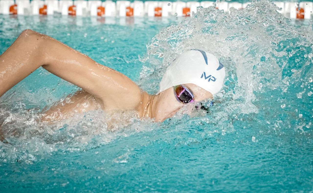 230 спортсменів взяли участь у чемпіонаті Полтавщини з плавання