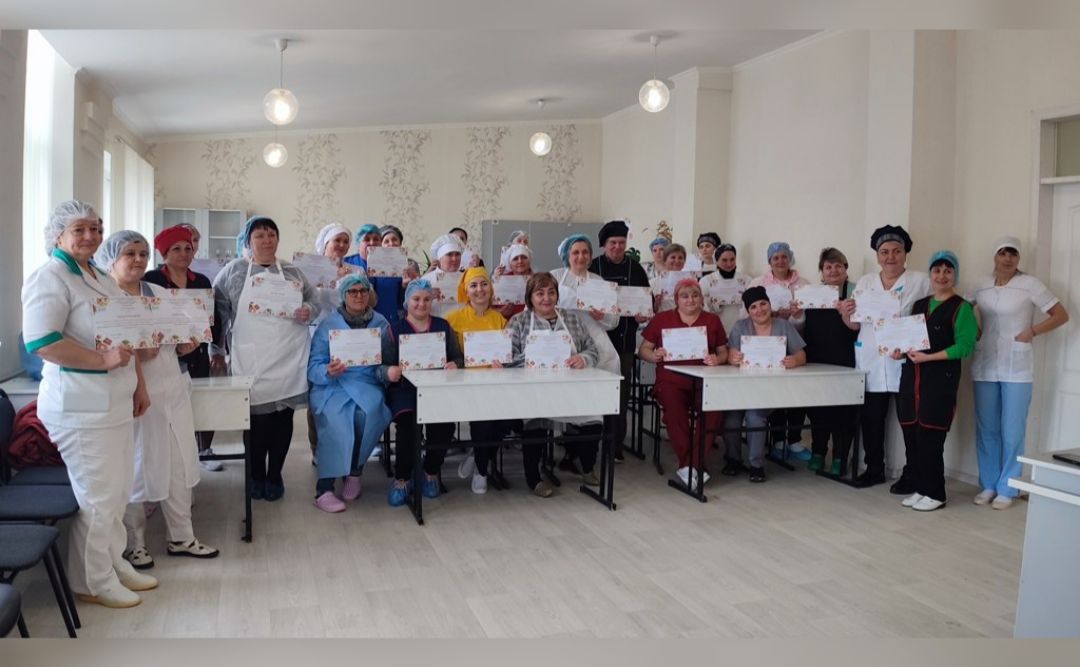 Кухар Решетилівського опорного закладу пройшов навчання на базі кулінарного хабу в Кременчуці