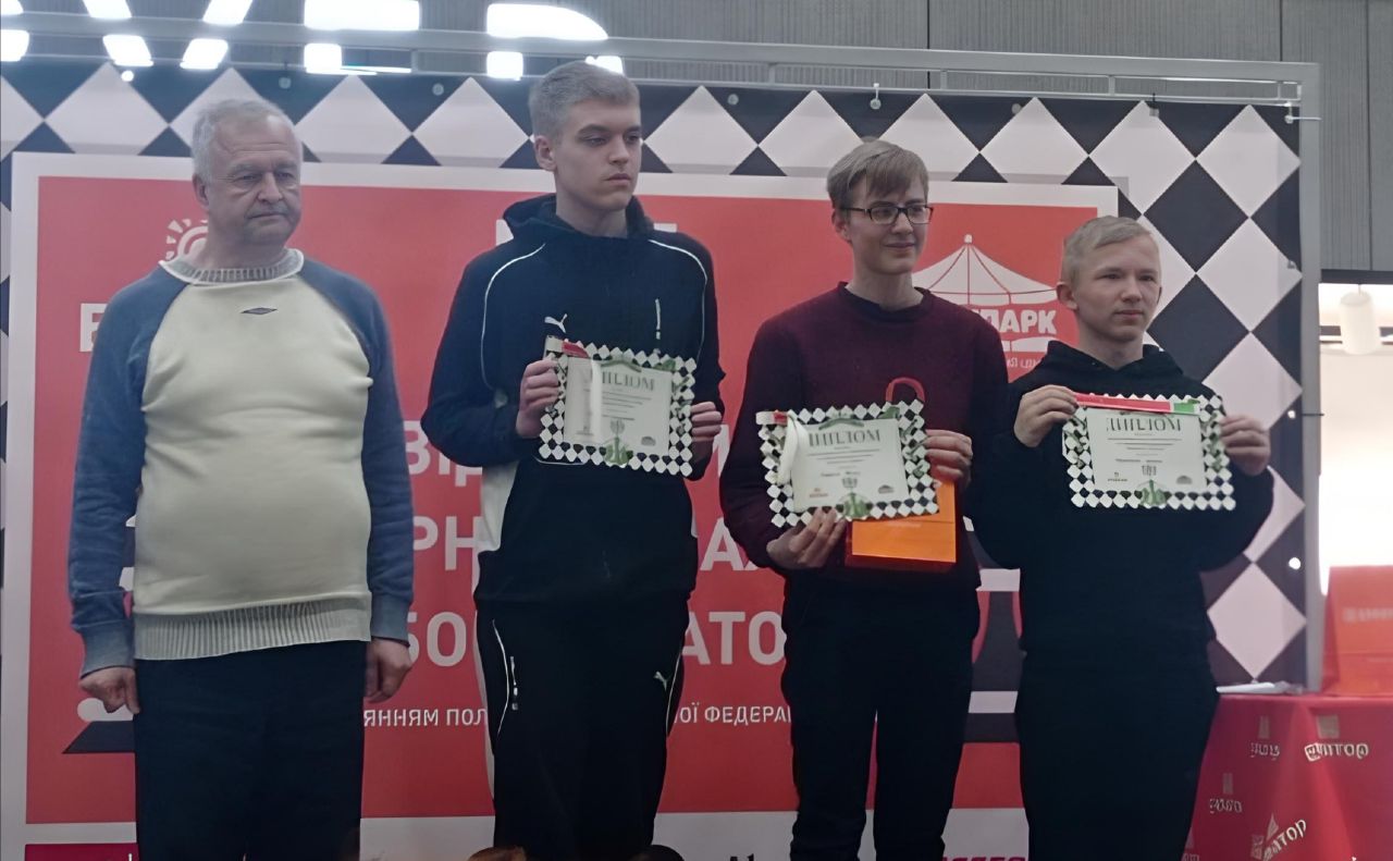 Шахісти із Решетилівки взяли участь в міжобласному шаховому турнірі