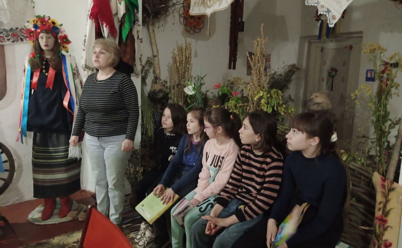 Решетилівські школярі ознайомилися із традиційним побутом українського народу