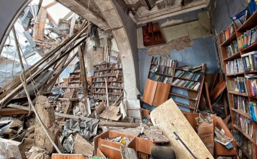 В Україні за час війни пошкоджено близько тисячі бібліотек