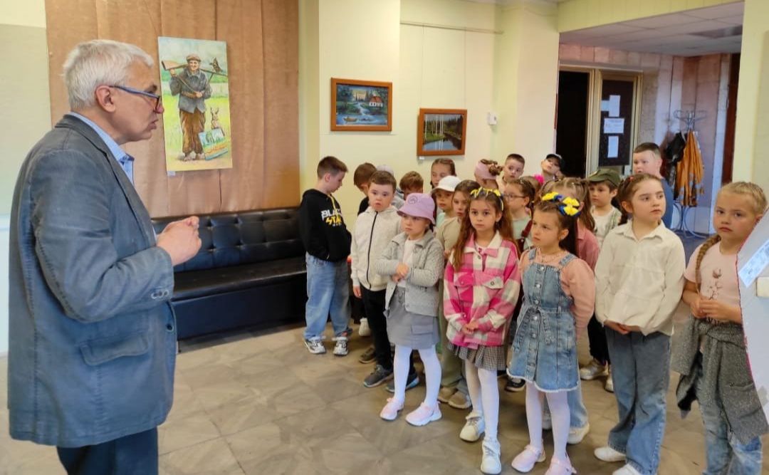 Решетилівські школярі відвідали виставку робіт Михайла Луценка
