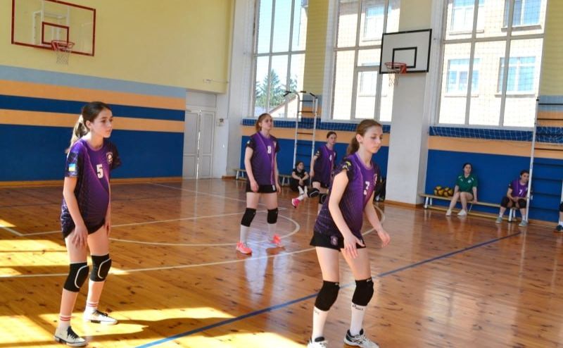 У Решетилівці визначили переможців відкритих спартакіад з футболу та волейболу серед навчальних закладів