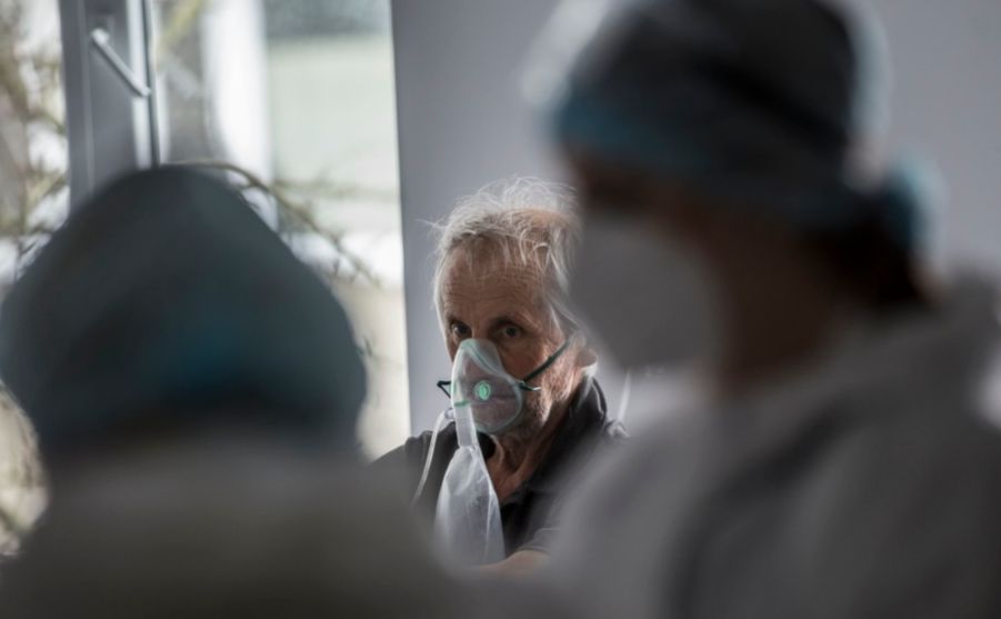 За тиждень понад 600 українців захворіли на COVID-19