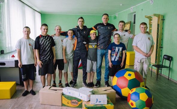 Гравці ВК «Решетилівка» відвідали вихованців Зіньківського інтернату