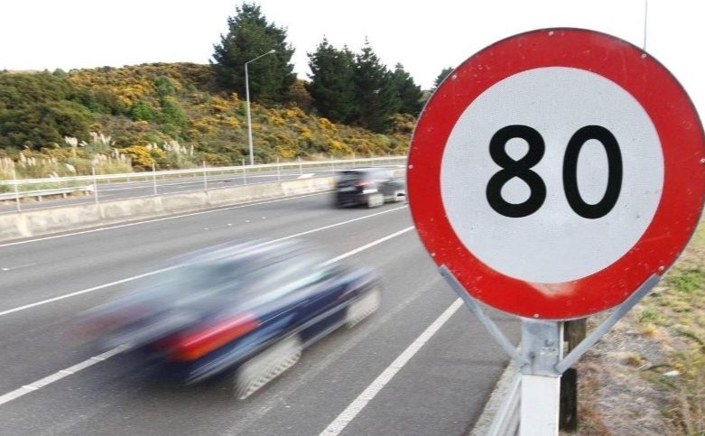 На дорогах Полтавщини зафіксували майже 10 тисяч випадків перевищення швидкості