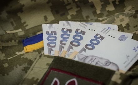 З бюджету громади військовим та їх родинам виплатили майже 9 мільйонів гривень