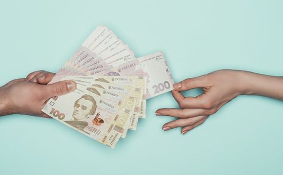 Понад 72 тисячі людей отримають матеріальну допомогу в липні