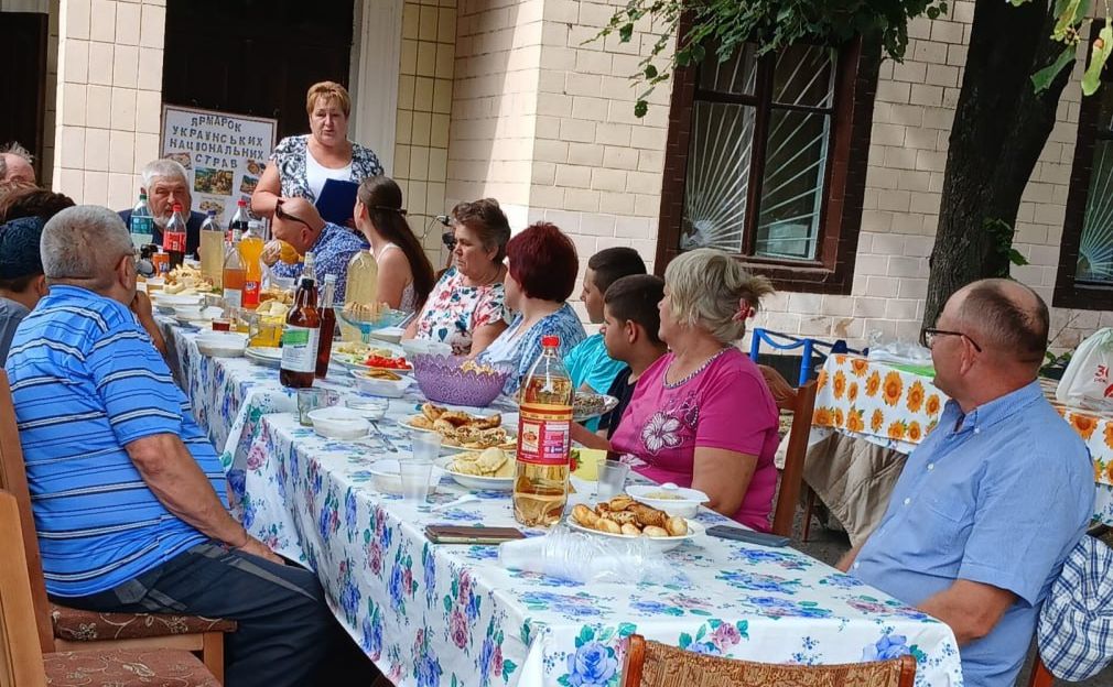 У Кукобівці організували ярмарок українських страв