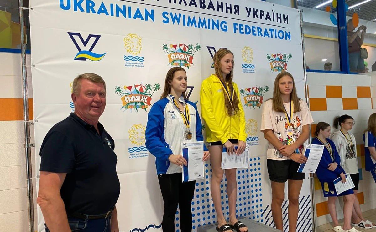 Полтавські плавчині здобули дві медалі на Чемпіонаті України