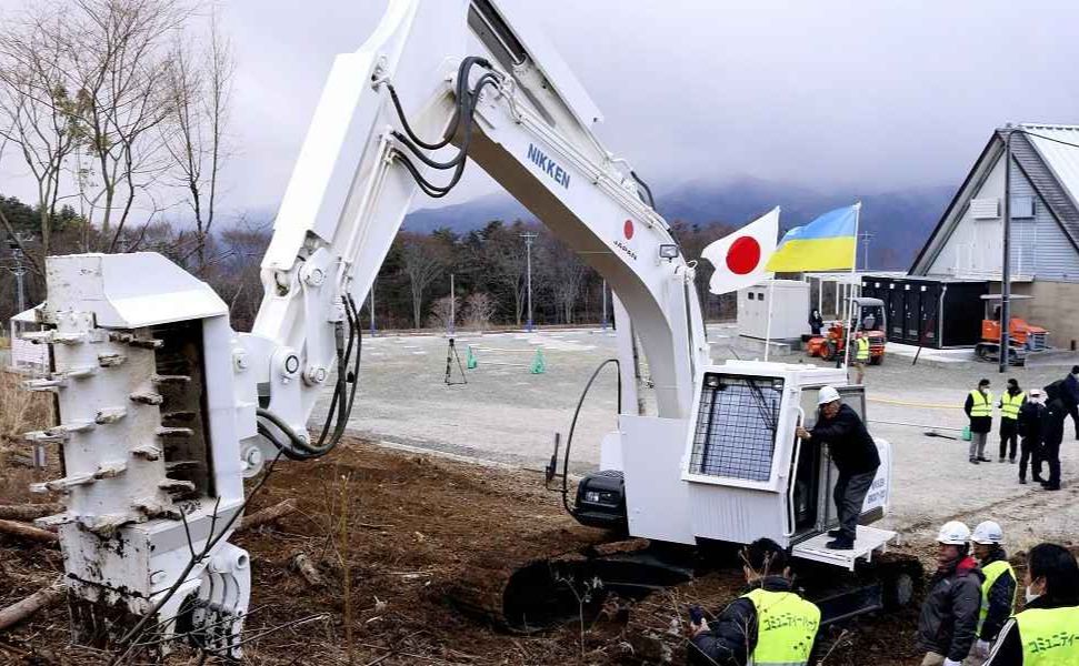 Японія передасть Україні машини для розмінування