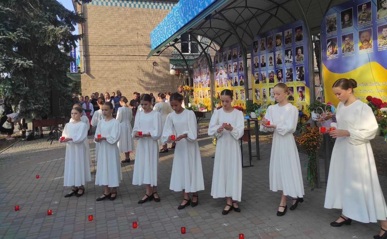 У Решетилівці вшанували пам’ять загиблих захисників України