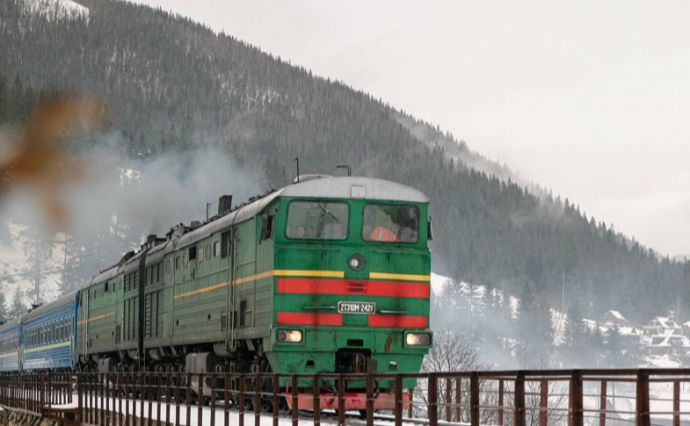 Укрзалізниця призначила додатковий поїзд з Харкова до Ворохти