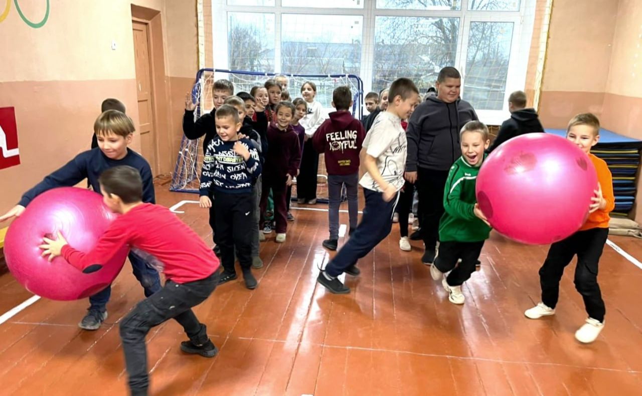 У Решетилівській «початківці» відбулися спортивні естафети