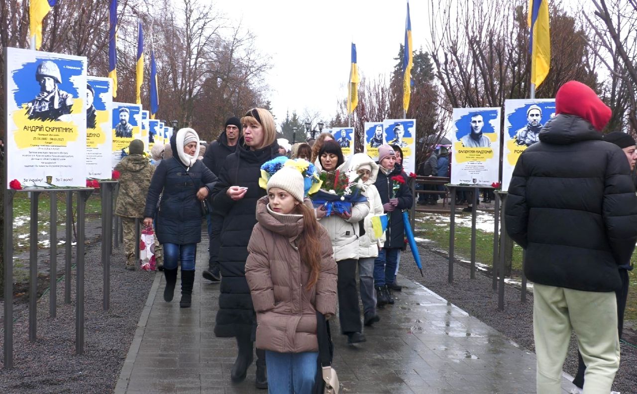 У Решетилівці відкрили Алею Героїв