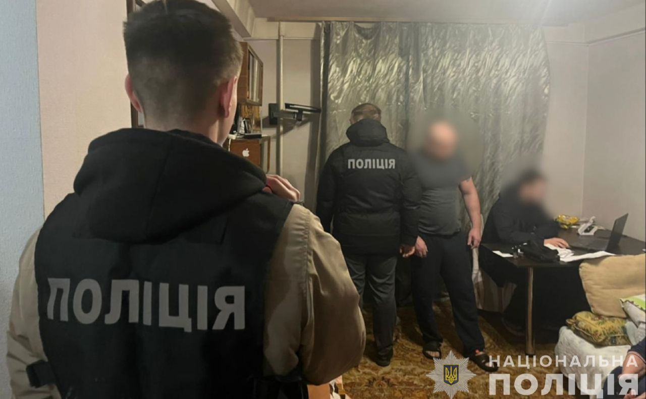 Нацполіція оголосила понад 60 підозр організаторам та учасникам незаконних переправлянь через кордон