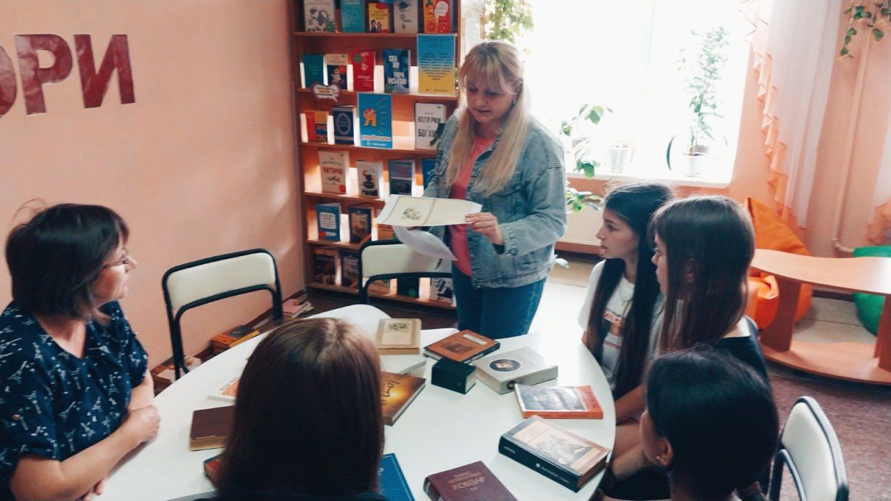 «Нас єднає Шевченко»: малобакайські школярі відвідали бібліозахід