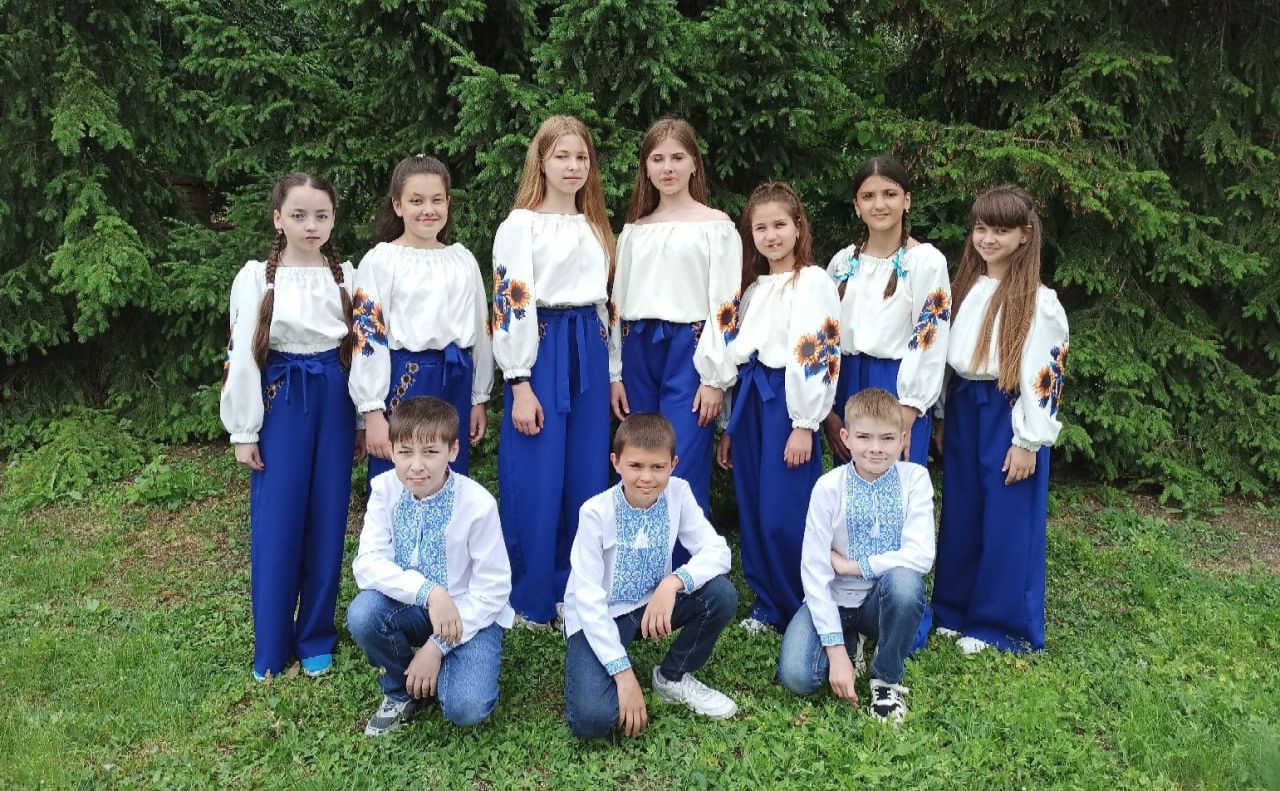 Решетилівський ліцей запустив челендж до Дня вишиванки