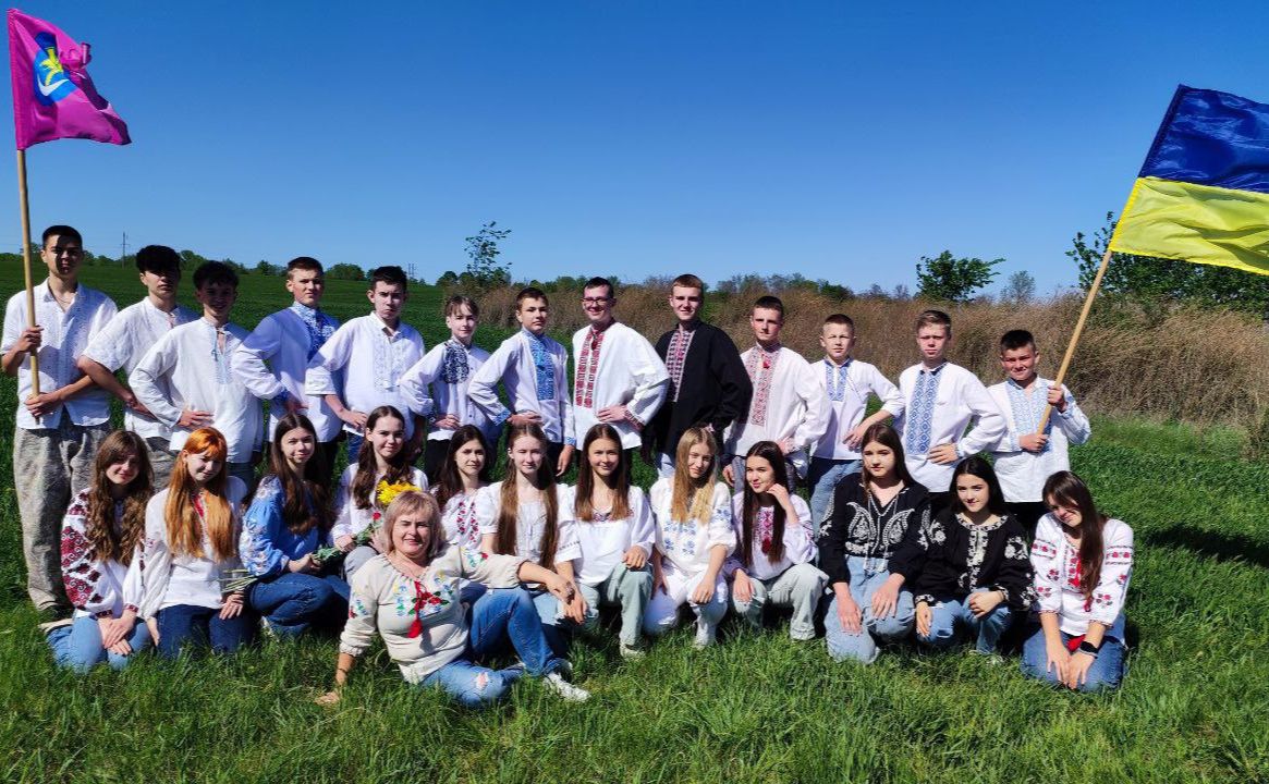 Завтра фінішує челендж до Дня вишиванки