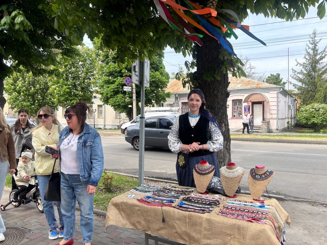 У Решетилівці відзначили День вишиванки